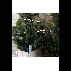 Garden Reflections 2-Pack Swaying Firefly Light Stakes